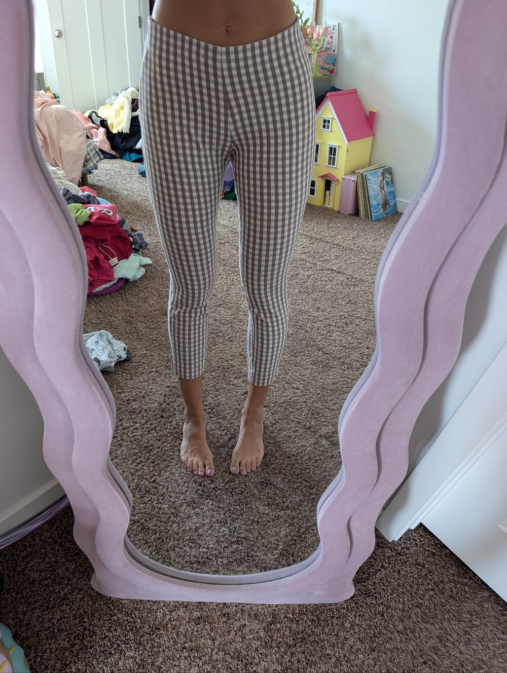 Brown Gingham Stretch Capri Pants Size 8